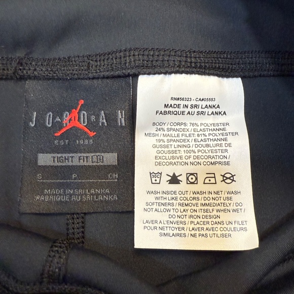 Jordan Women's Tight Fit Shorts NWT, Size Small, Gym, Athletic, Pull-On - Picture 3 of 8